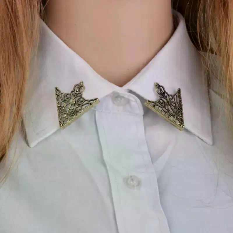 Men Accessories Hk - 5Pair Vintage Hollow Patterned Triangle Brooch