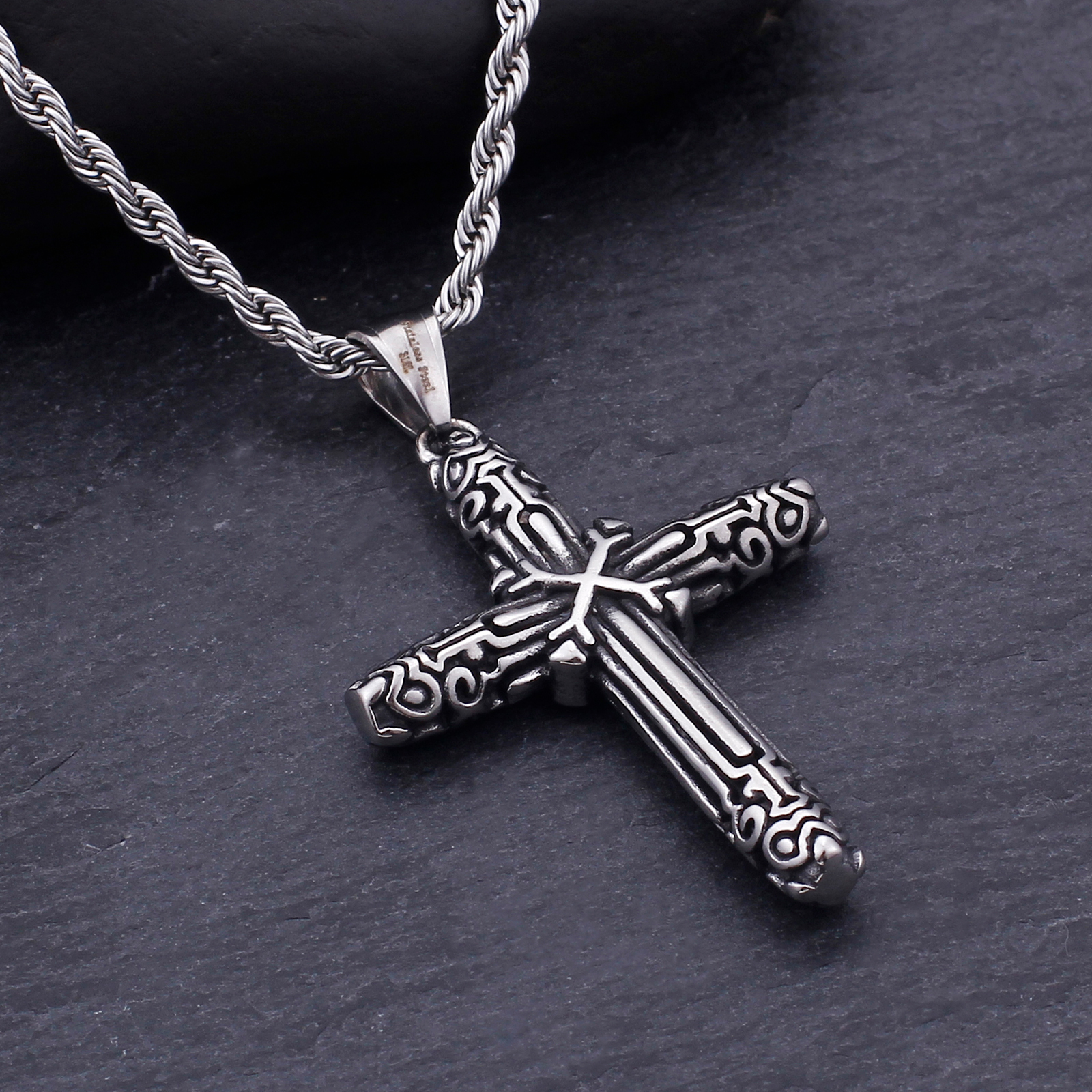Fongten Retro Cross Blessing P - Men Accessories Singapore のレビューと価格