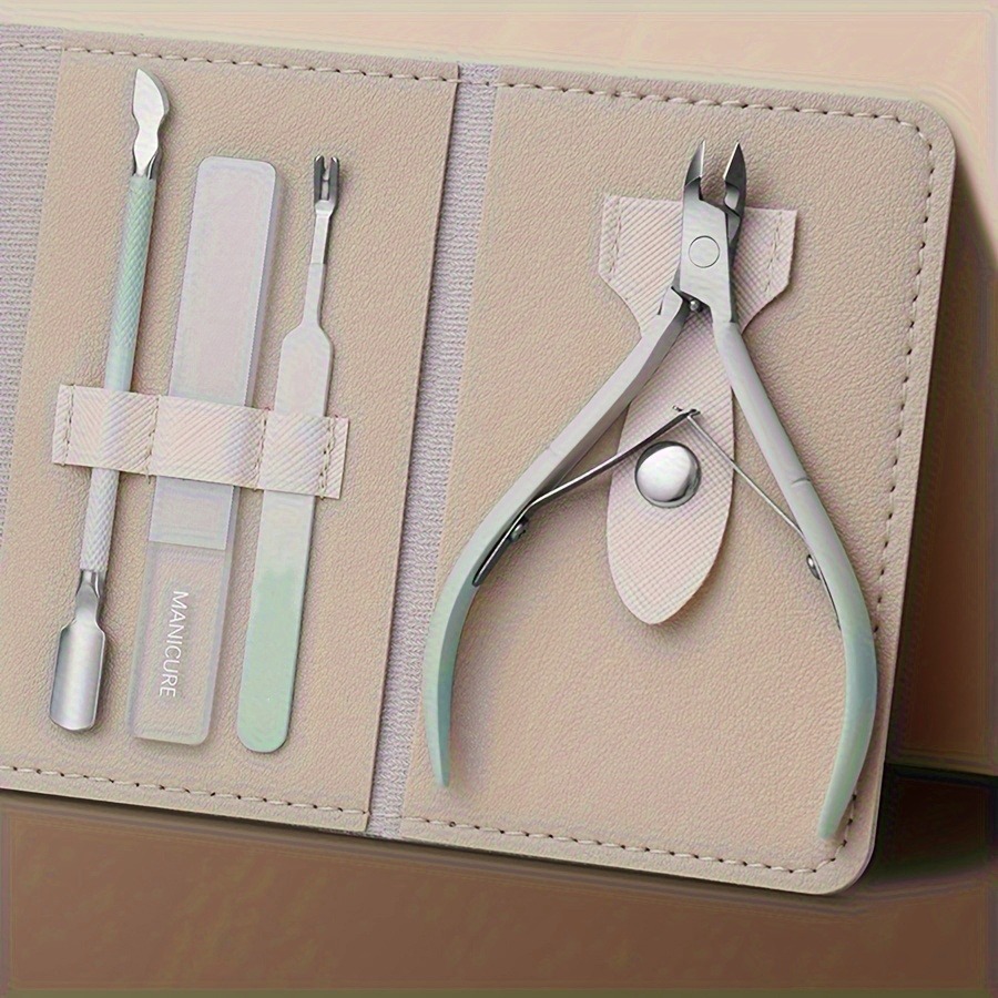Manicure set Men Personal Care - Men Accessories Combo Set のレビューと価格