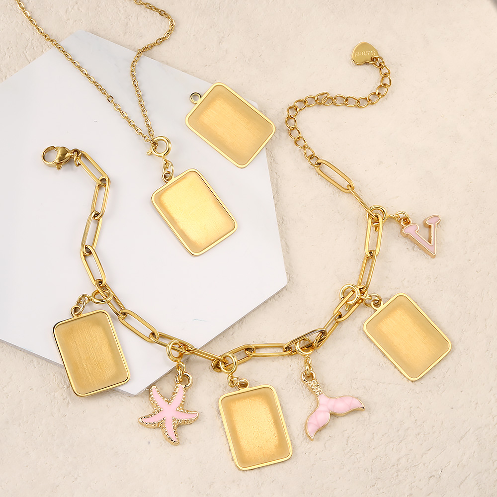 Customized Photo Letter Flag P - Men Accessories Chain And Bracelet のレビューと価格